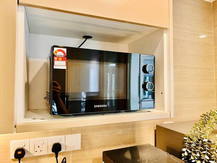 Apartment R&f Seine Region Family Seaview 4br 10-15pax Near R&f Mall Ciq Johor Bahru