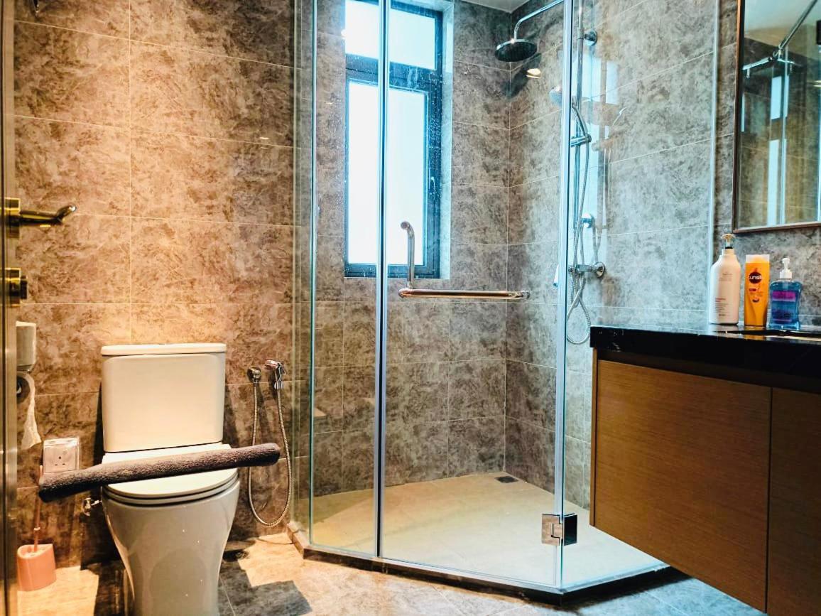 R&f Seine Region Family Seaview 4br 10-15pax Near R&f Mall Ciq Apartment *